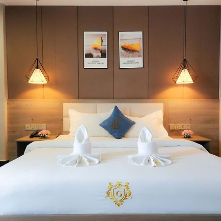 889 Boutique Hotel Phnom Penh Exterior photo