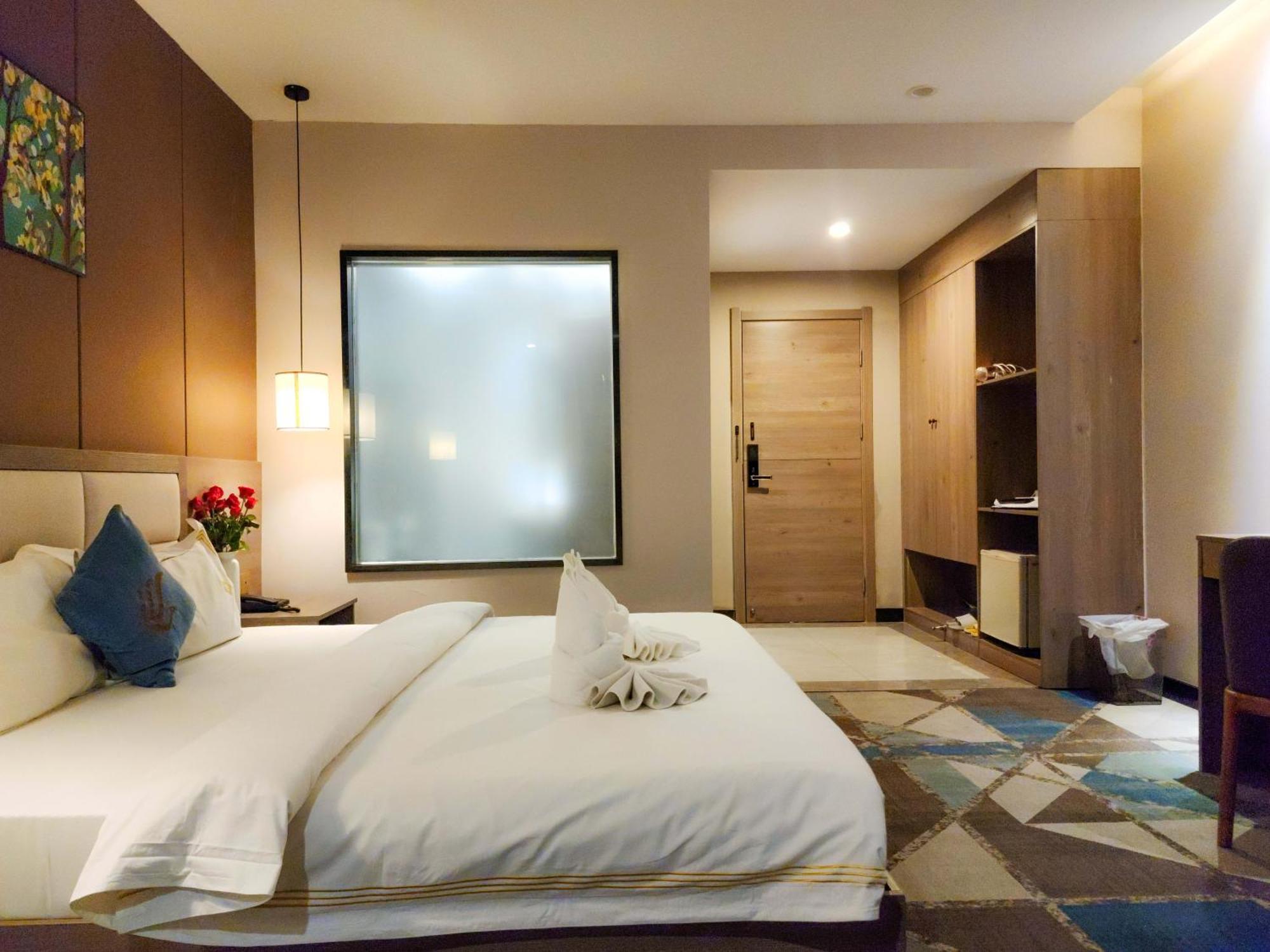 889 Boutique Hotel Phnom Penh Exterior photo